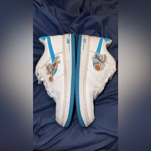 Nike Air Force white looney tones space jam youth size shoes